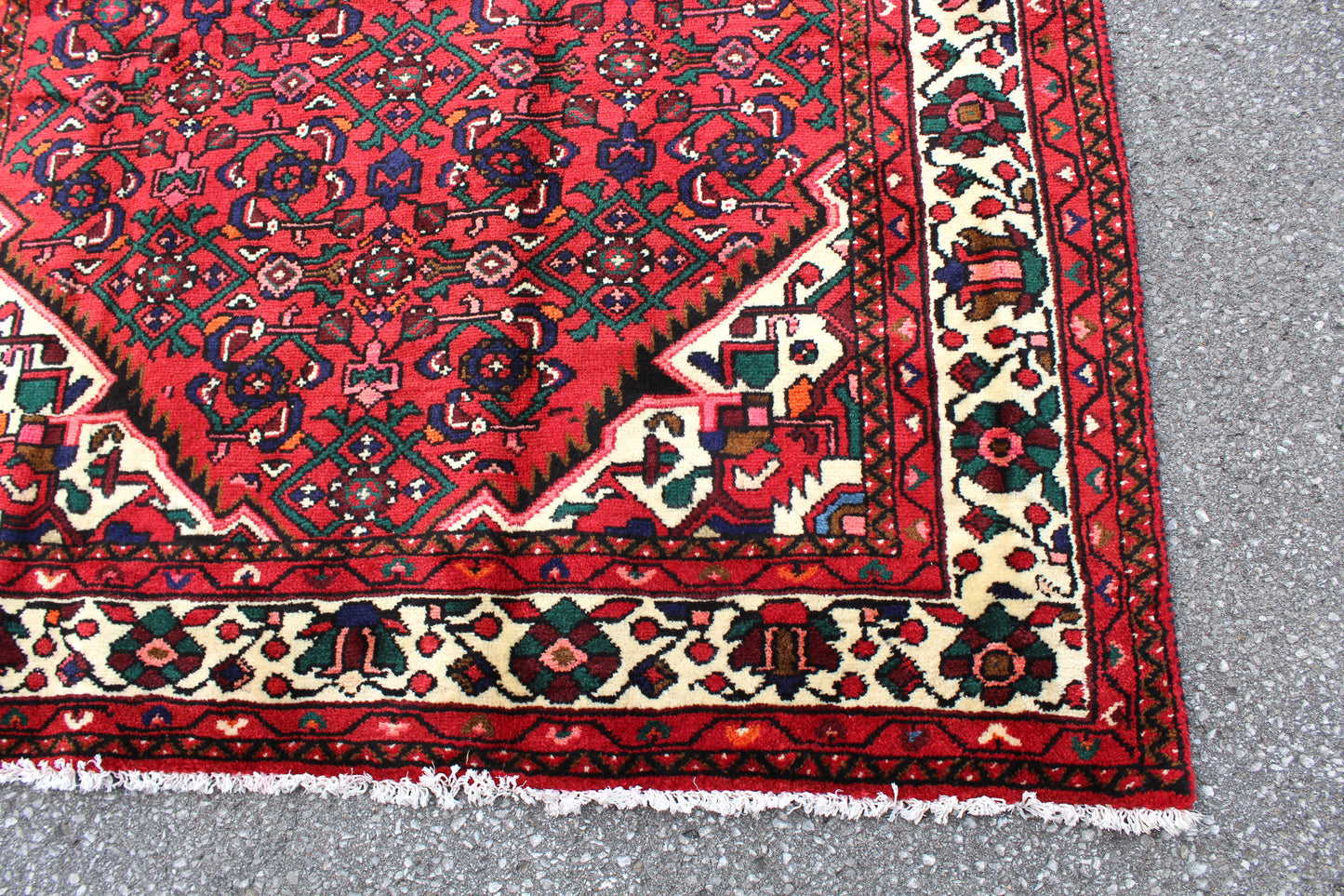 Bright Pink Red 5'3" x 6'8" Handmade Wool Rug