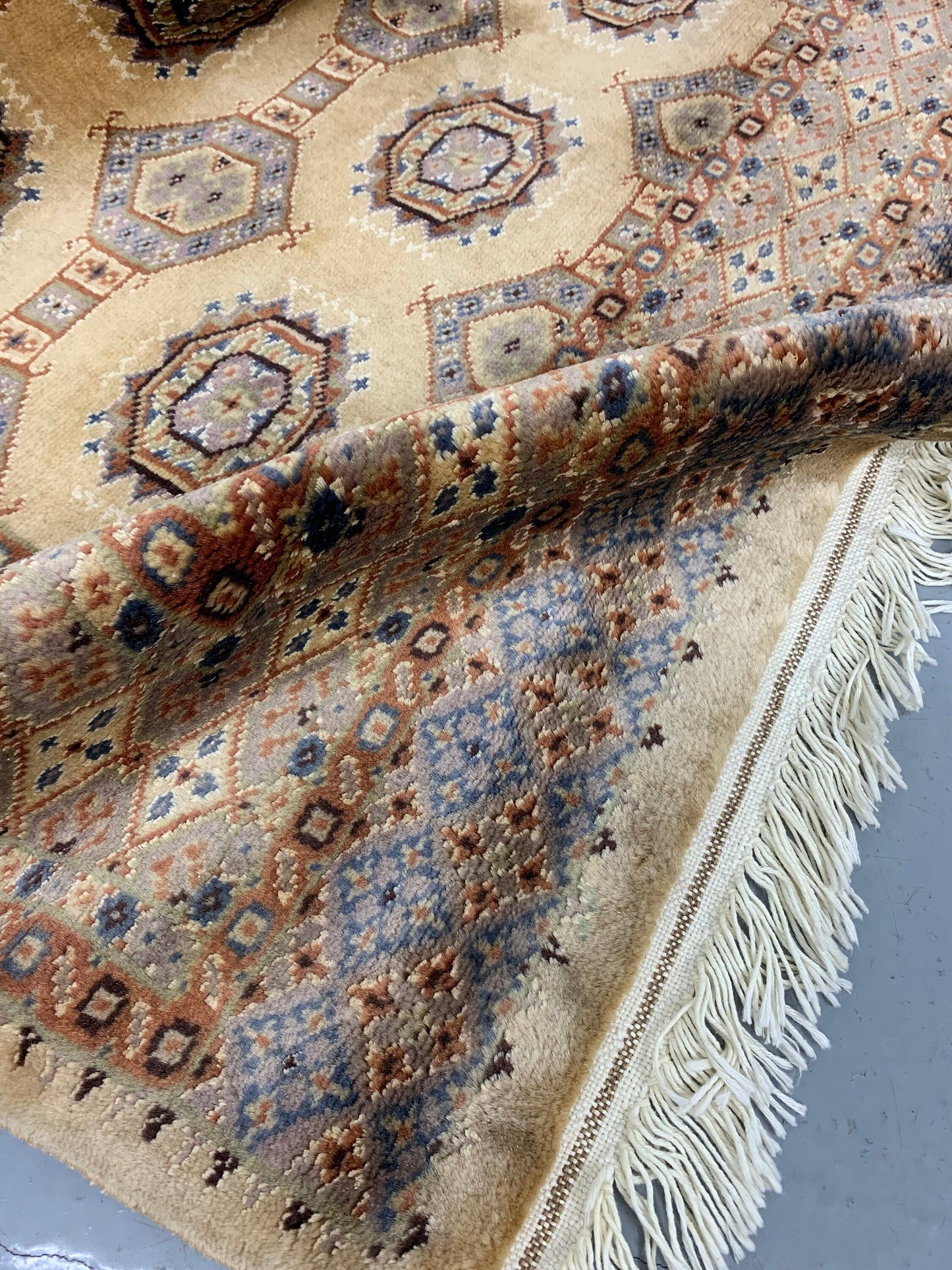 4x6 Beige Hand Knotted Area Rug | Vintage Soft Pile Neutral Rectangle Rug | Hexagon Pattern