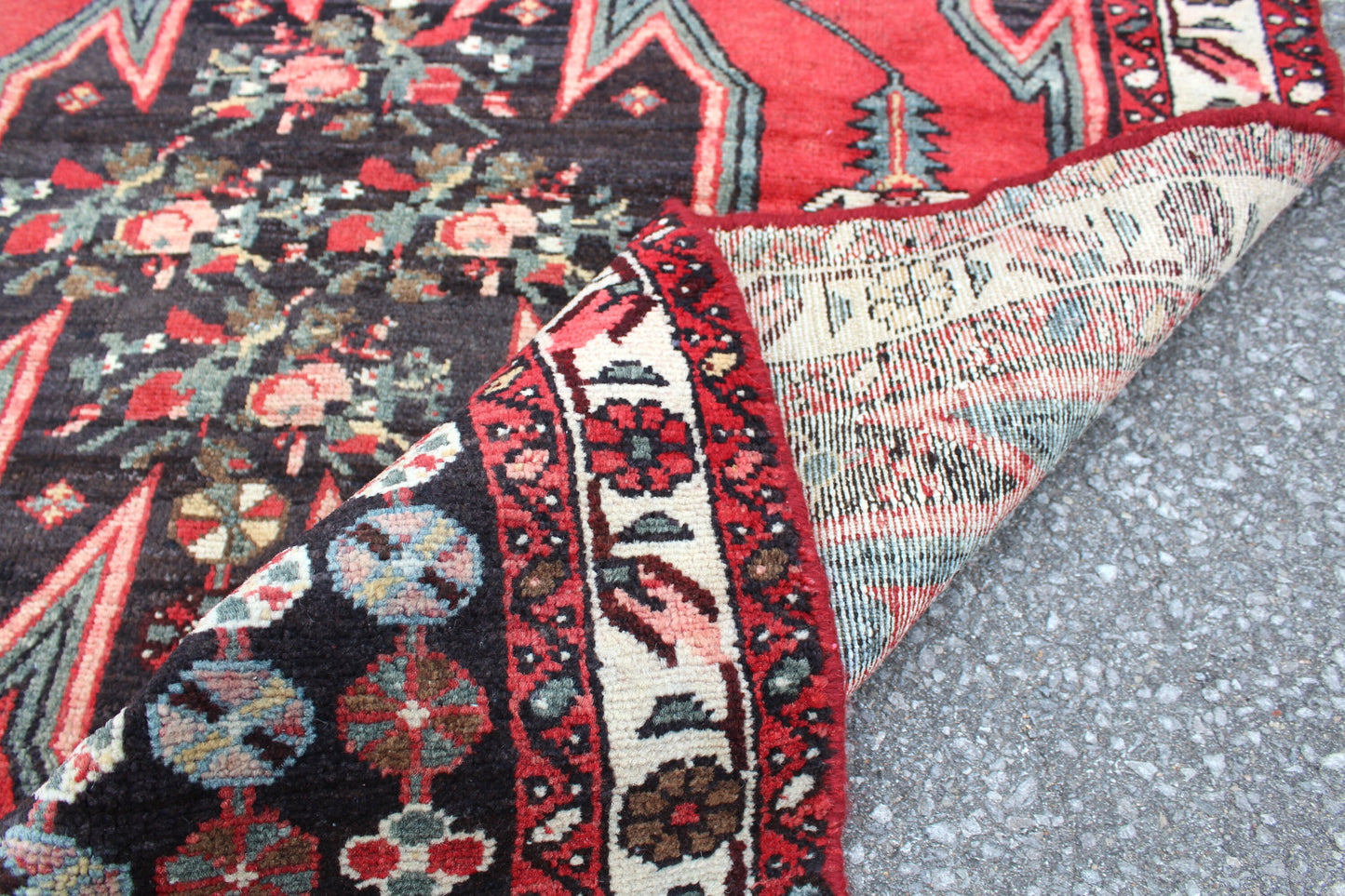 Red Medallion Black 4.4 x 6.9 Tribal Persian Style Turkish Rug