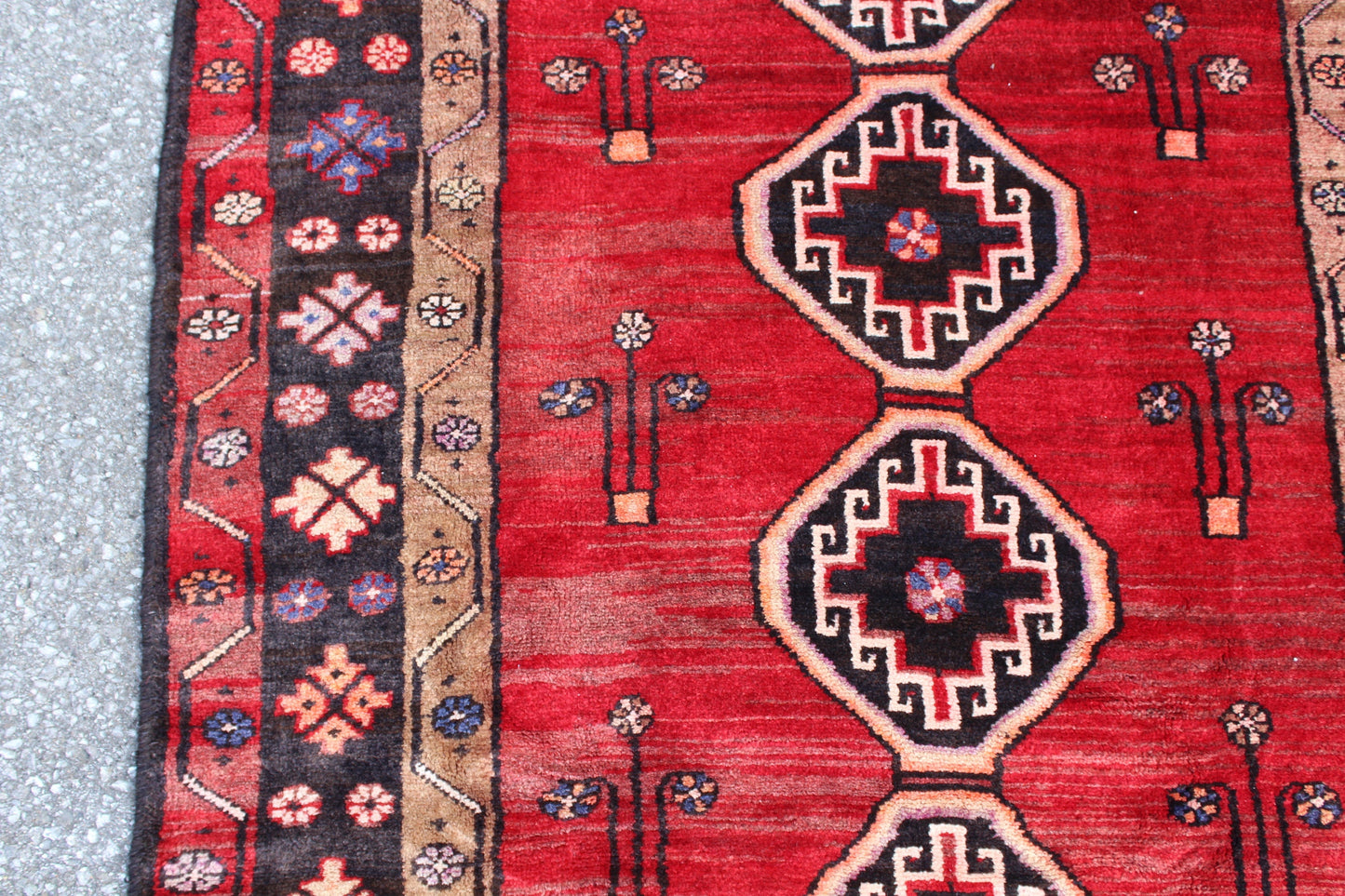 Red 4x6 Hand Knotted Turkish Rug with Navy Blue Border