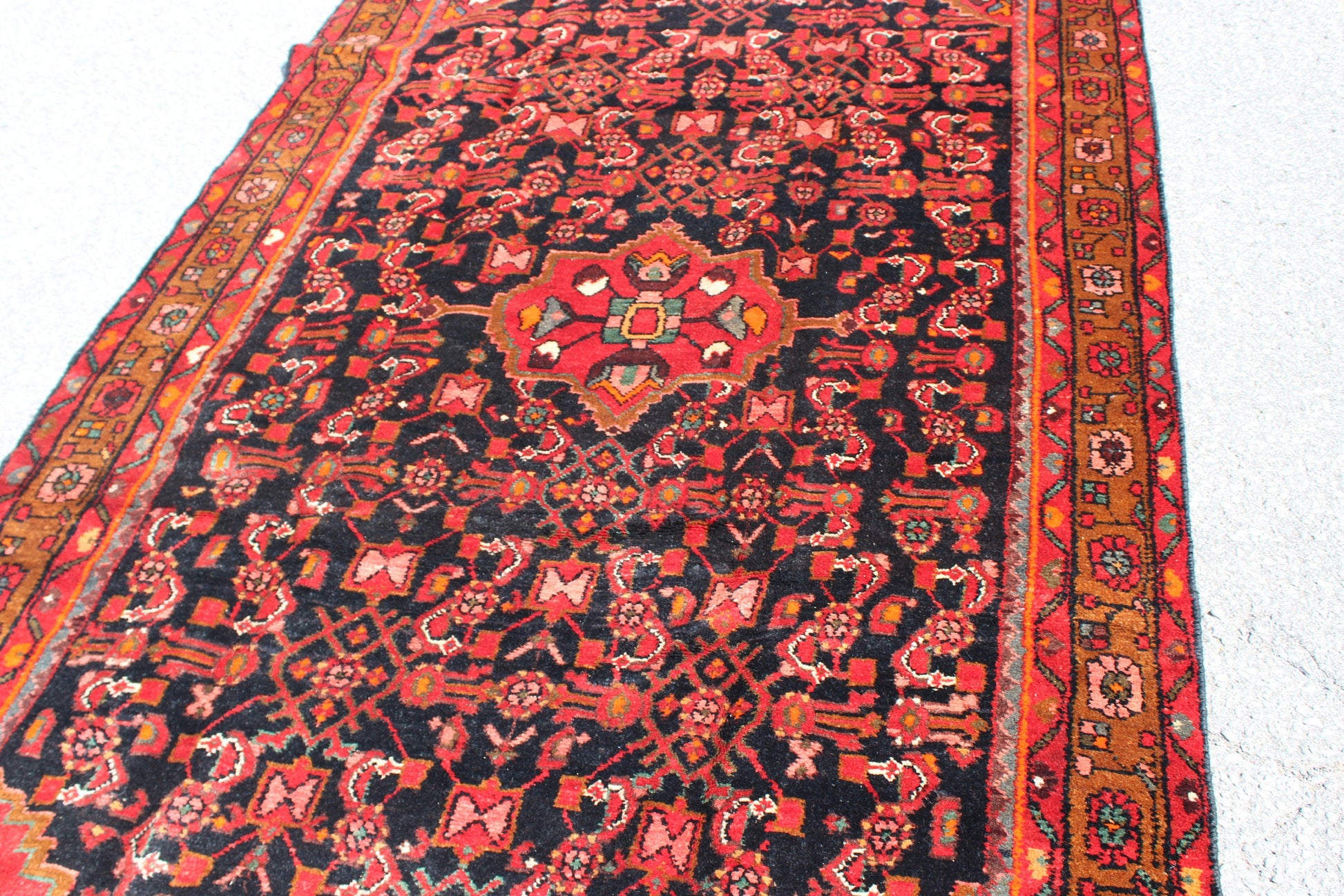 Red Black 5x8 Vintage Wool Area Rug