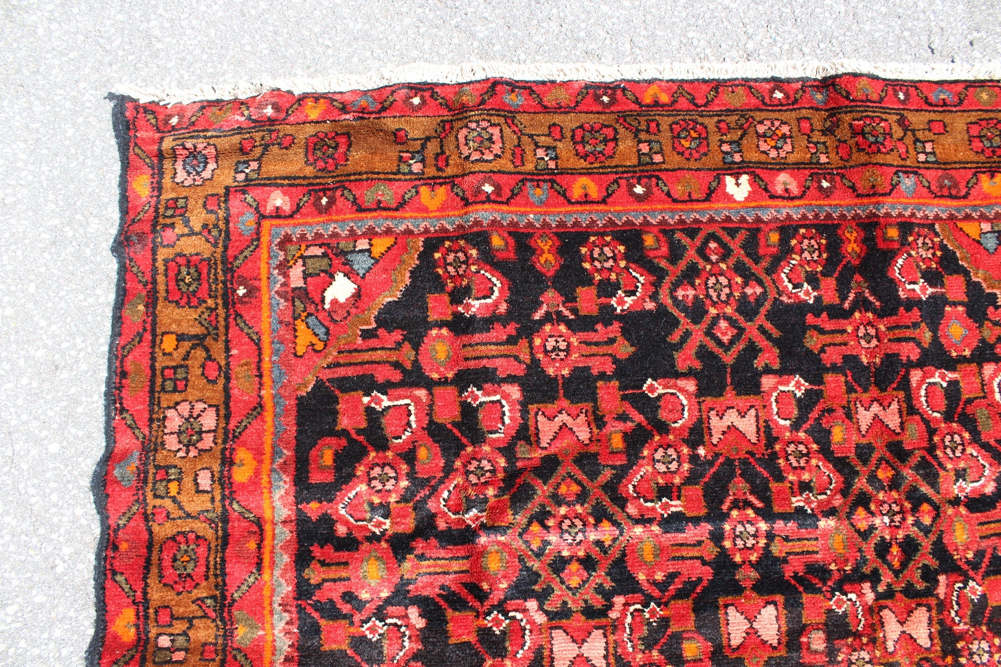 Red Black 5x8 Vintage Wool Area Rug