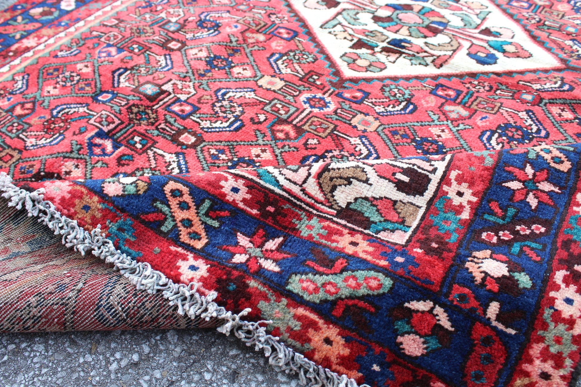 Pink Vintage 5x7 Vintage Handmade Area Rug | Bright Blue Border