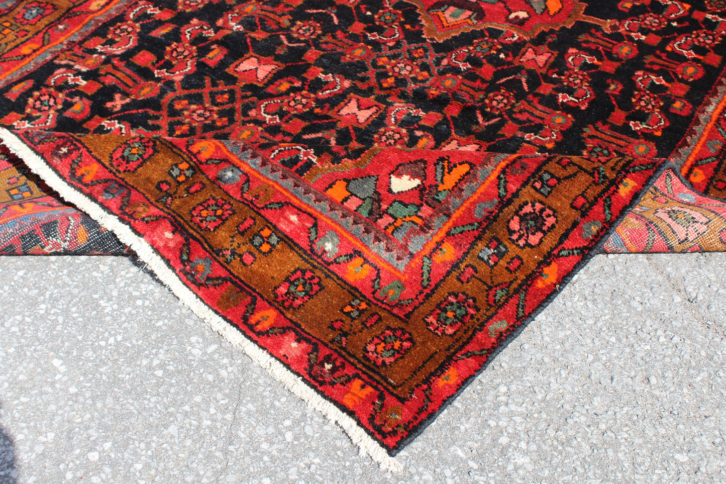 Red Black 5x8 Vintage Wool Area Rug