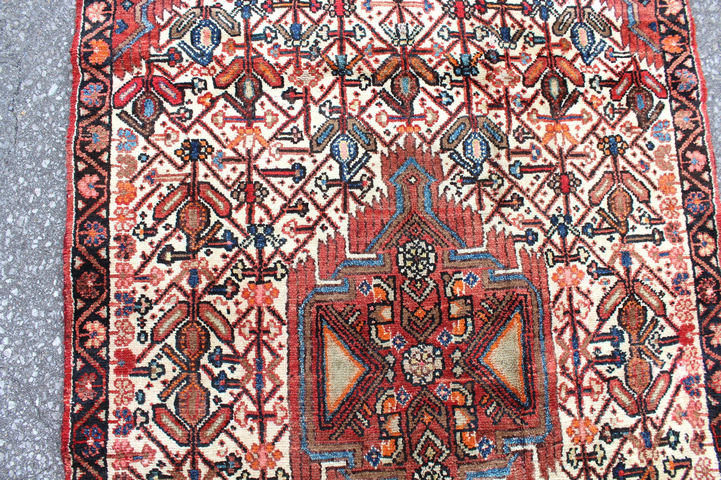 Ivory Runner Rug 3'6" x 6'11" with Coral Green Persian Tribal Design