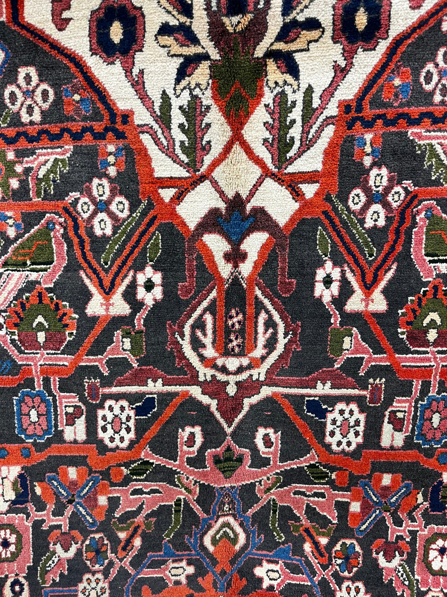 Vintage Floral Medallion 4x6 Handmade Wool Area Rug
