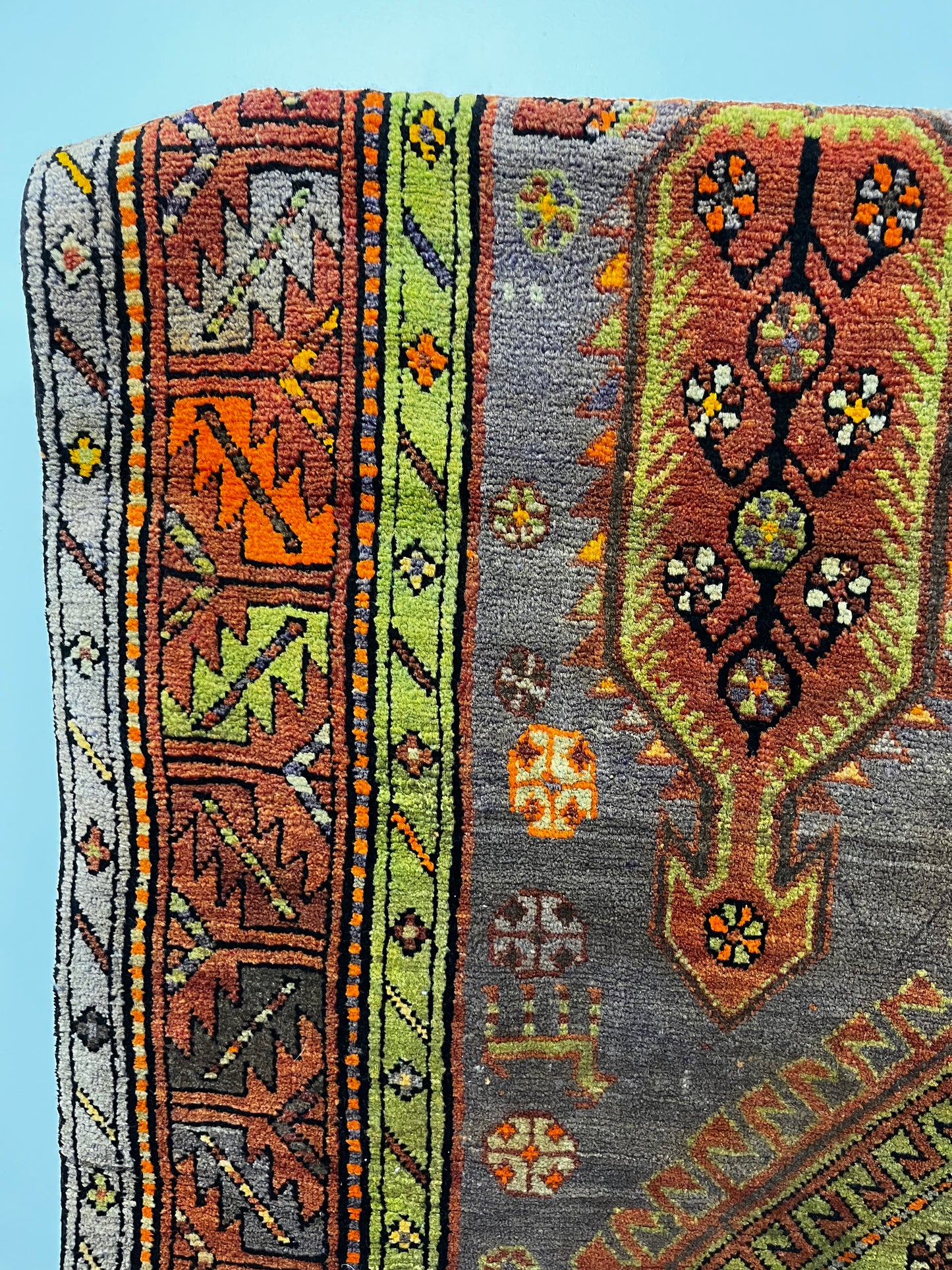 Tribal Vintage Grey Green 4'3" x 7'8" Area Rug