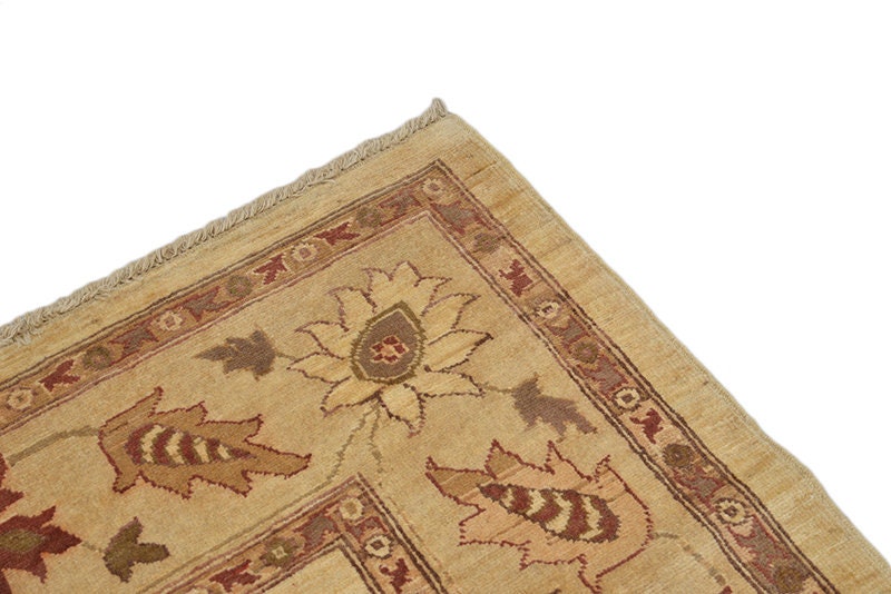 Beige Antique 6x8 Persian Rug with Floral Pattern, Large Border, Hand Knotted with Wool for Rustic Home Style