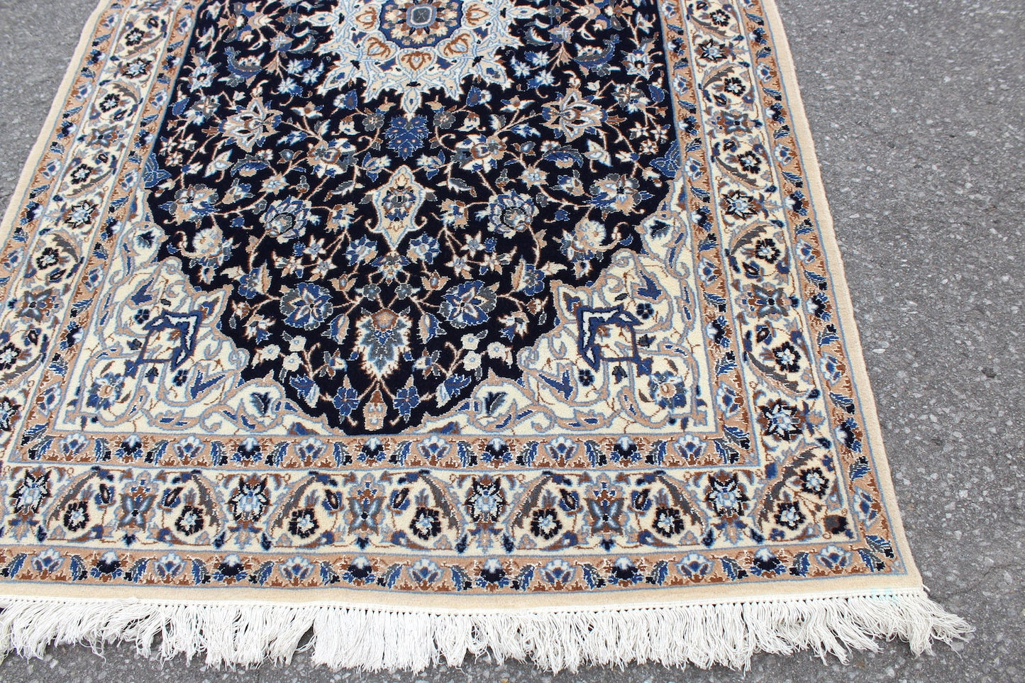 Antique Persian Blue 4x6 Medallion Rug | Traditional Oriental Design | Thick Wool Pile With Blue and Beige Details | Hand Knotted