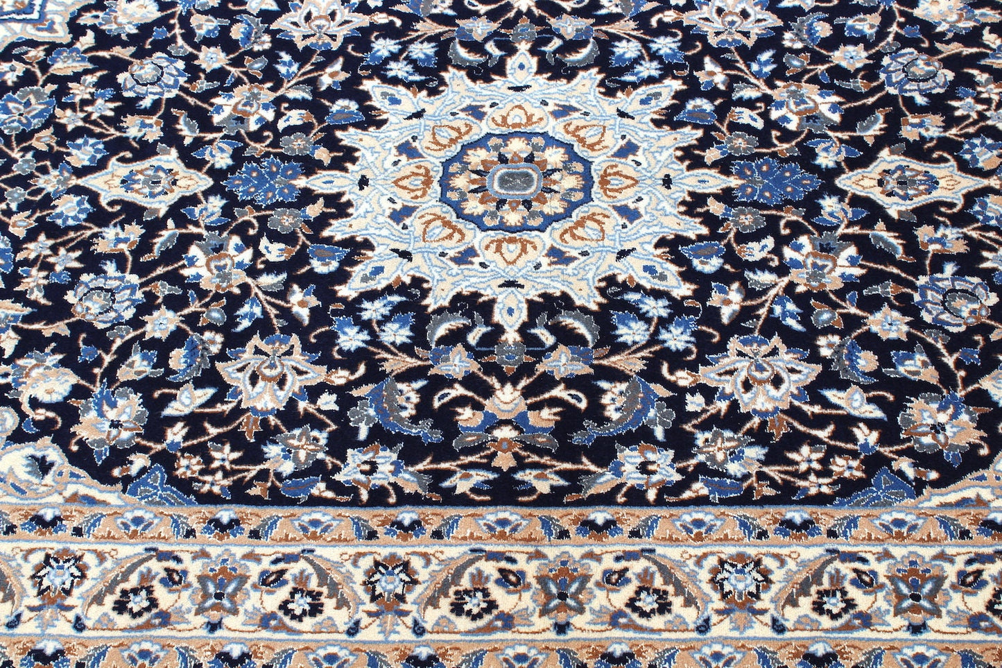 Antique Persian Blue 4x6 Medallion Rug | Traditional Oriental Design | Thick Wool Pile With Blue and Beige Details | Hand Knotted