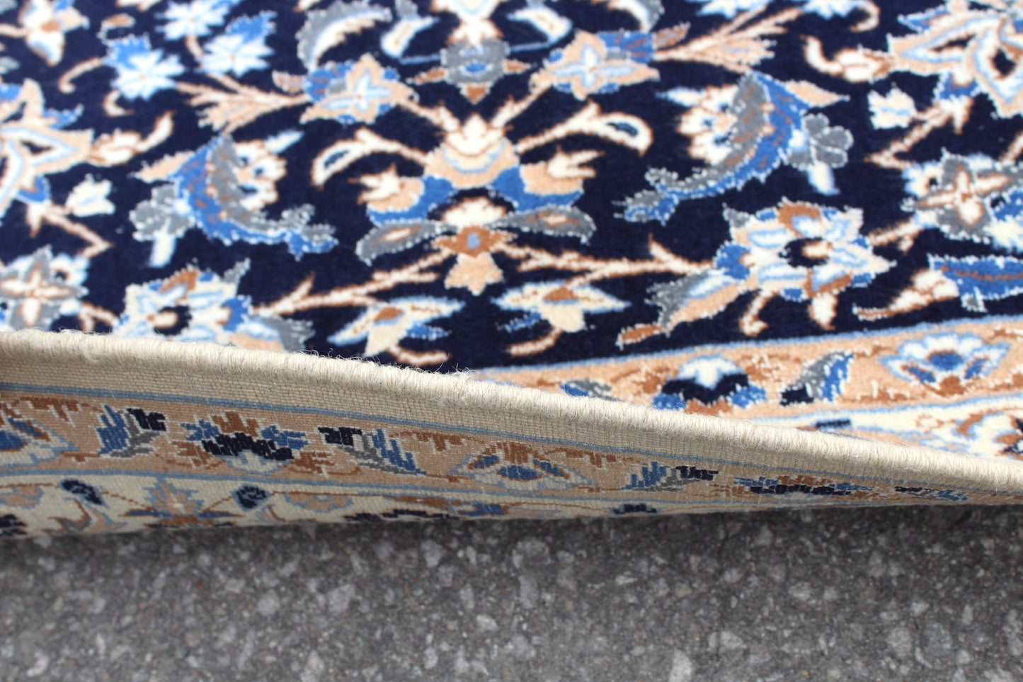 Antique Persian Blue 4x6 Medallion Rug | Traditional Oriental Design | Thick Wool Pile With Blue and Beige Details | Hand Knotted