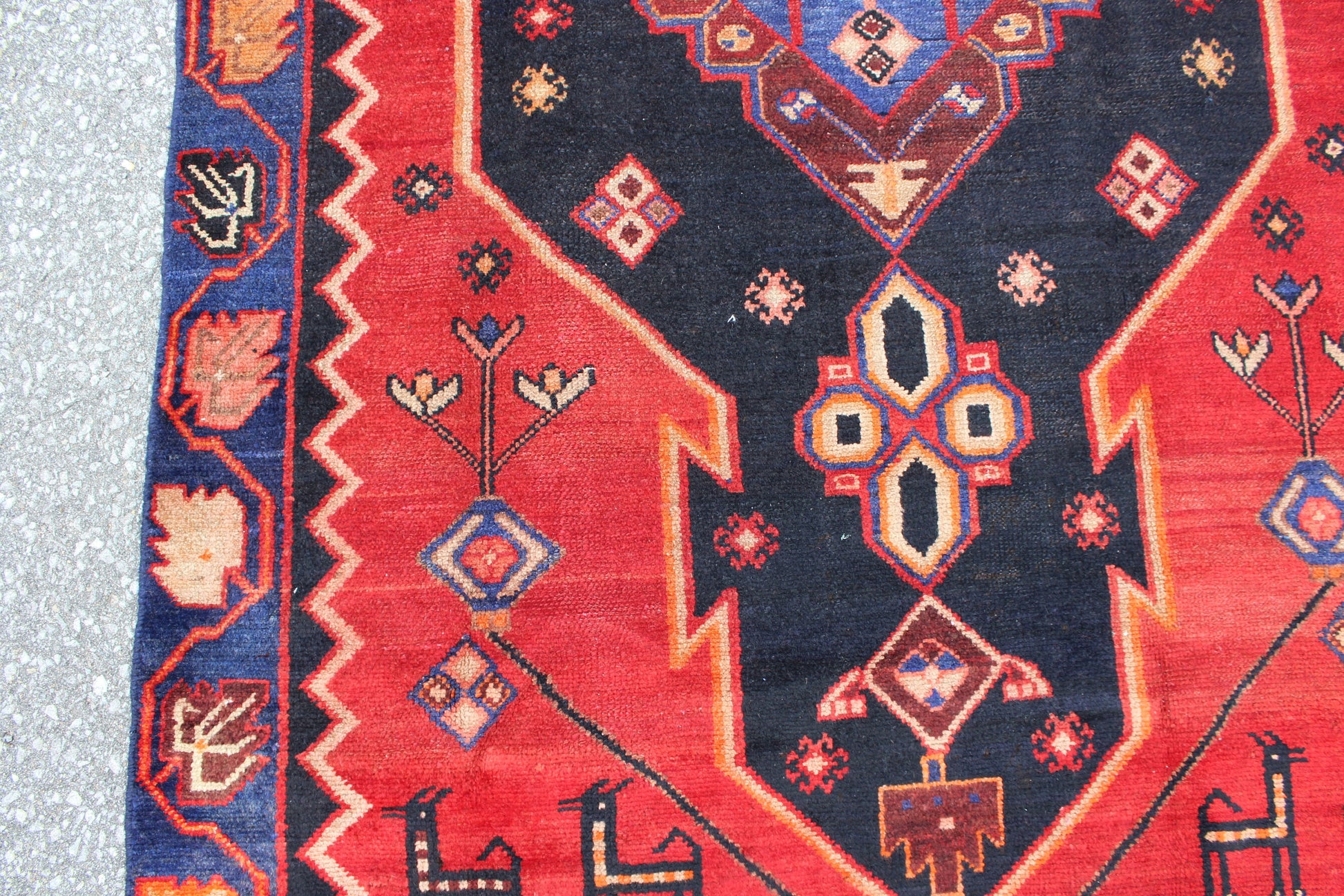 Red Tribal 4x6 Southwestern Style Area Rug with Blue Border