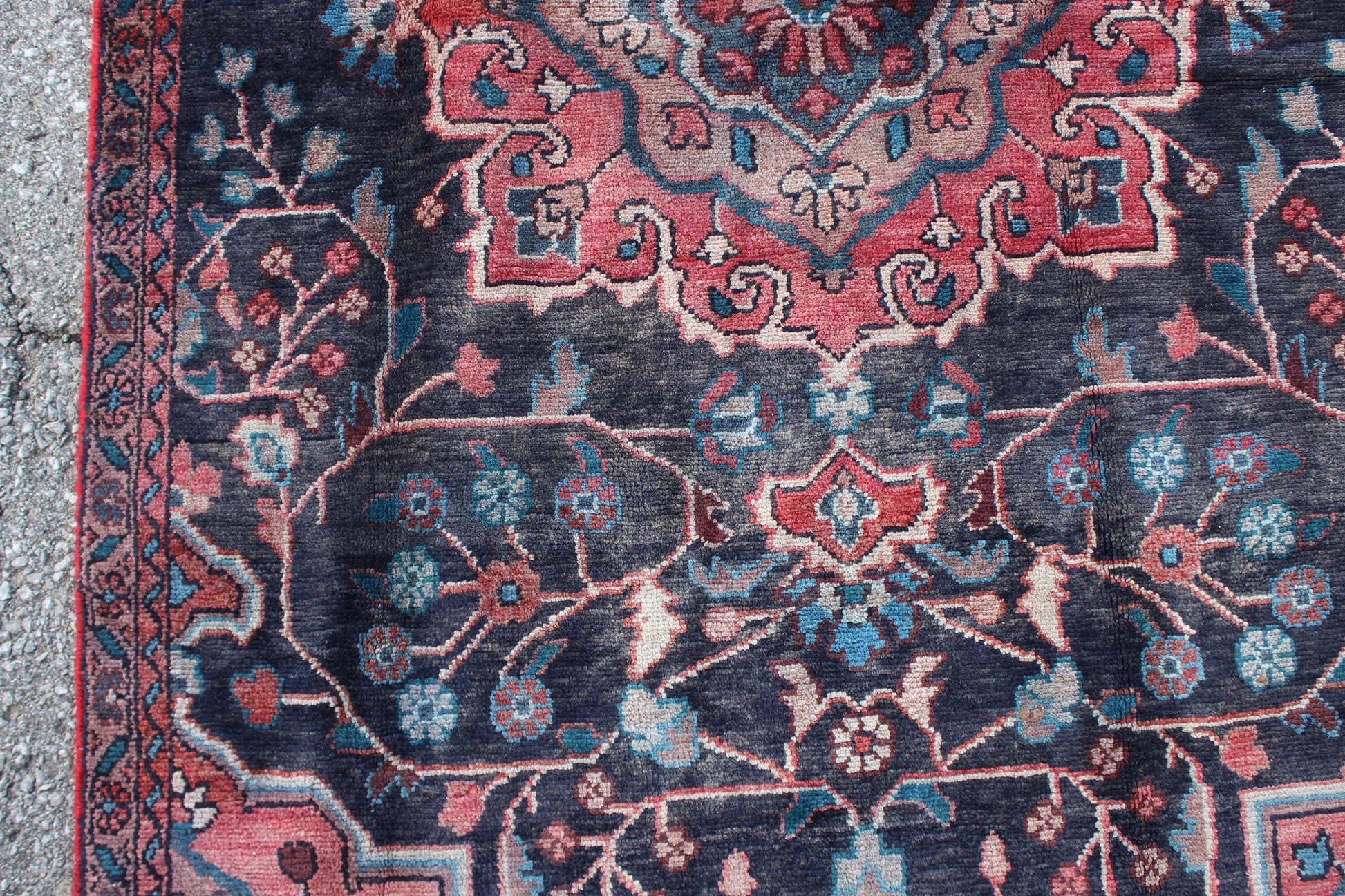 Navy Blue rug with Oriental Pink Floral Pattern | Handmade Persian Vintage