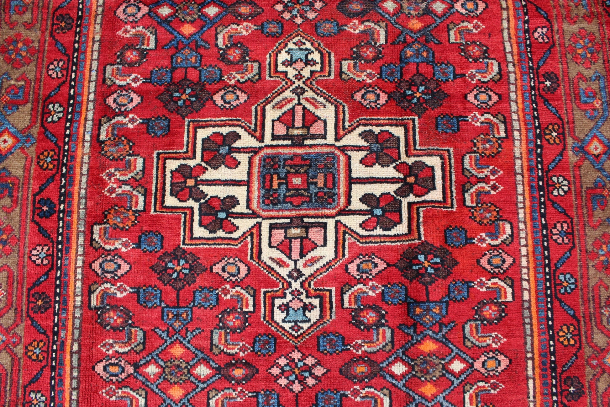 Bright Red Handmade 4x6 Wool Rug with Navy Blue Corners
