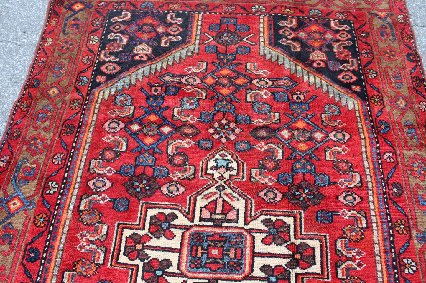 Bright Red Handmade 4x6 Wool Rug with Navy Blue Corners