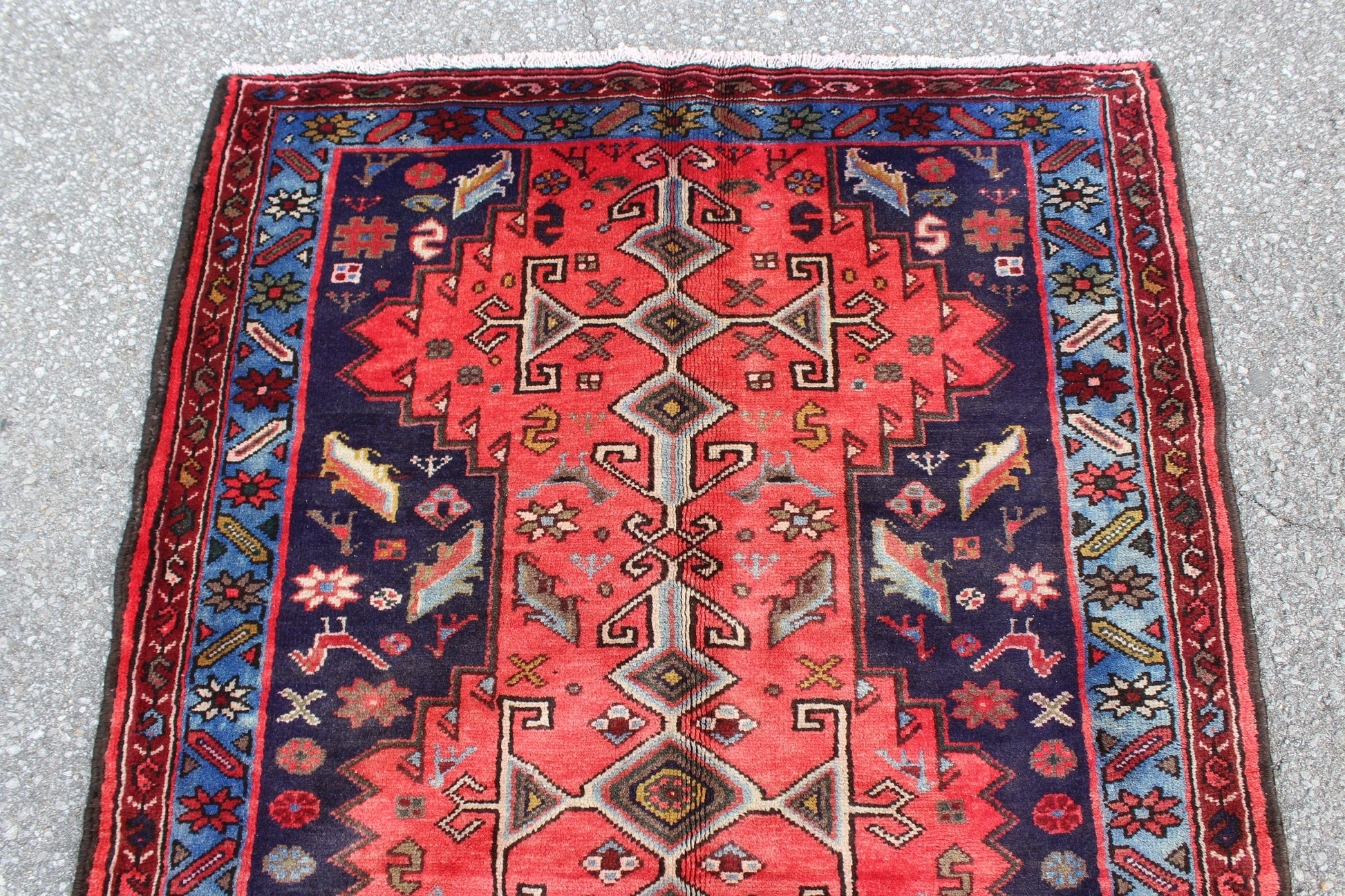 Coral Persian 3'5" x 6'5" Rug with Blue and Navy Border