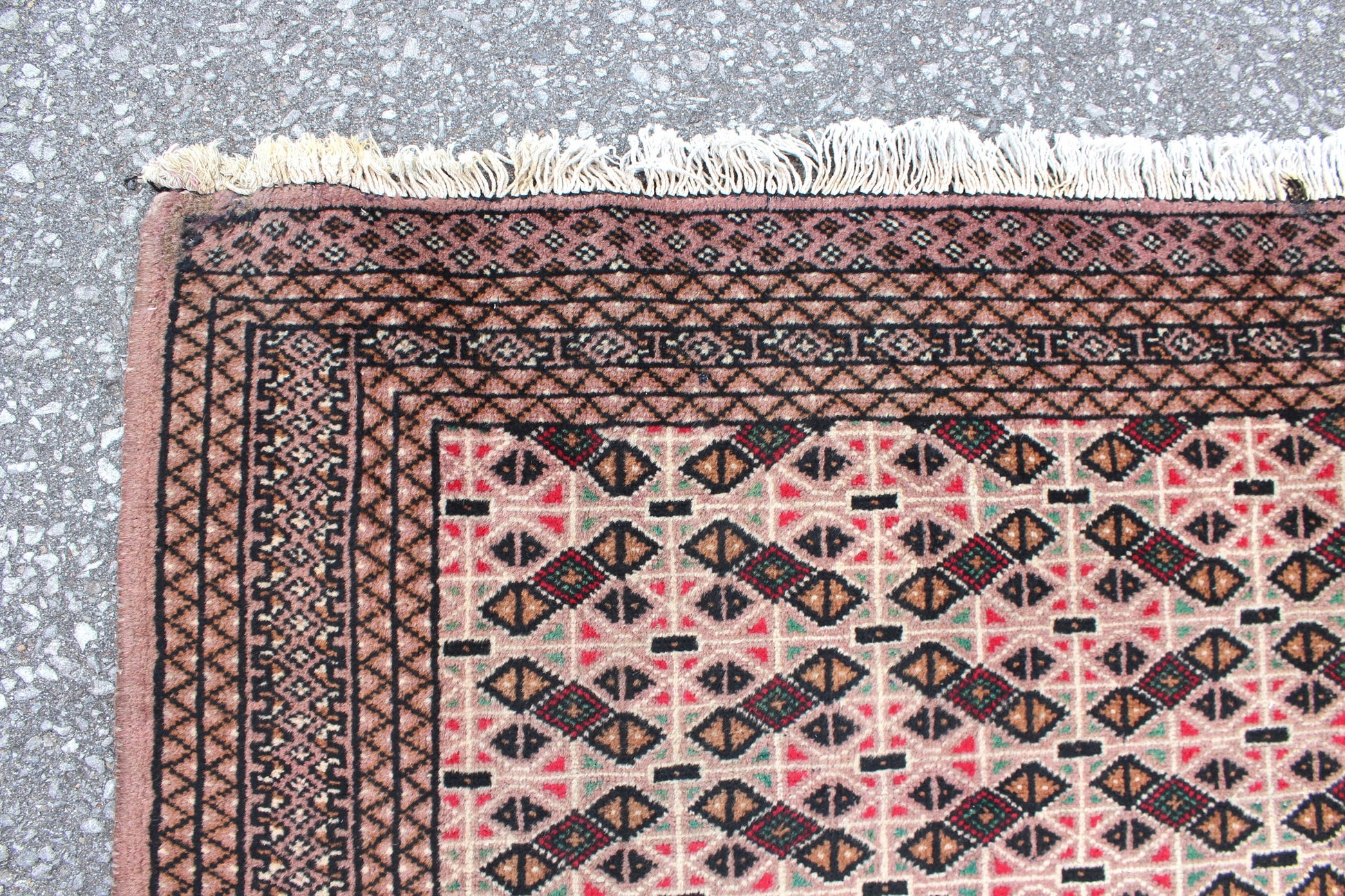 Light Pink Brown Rug with Repetitive Geometric Design | Hand Knotted Turkish