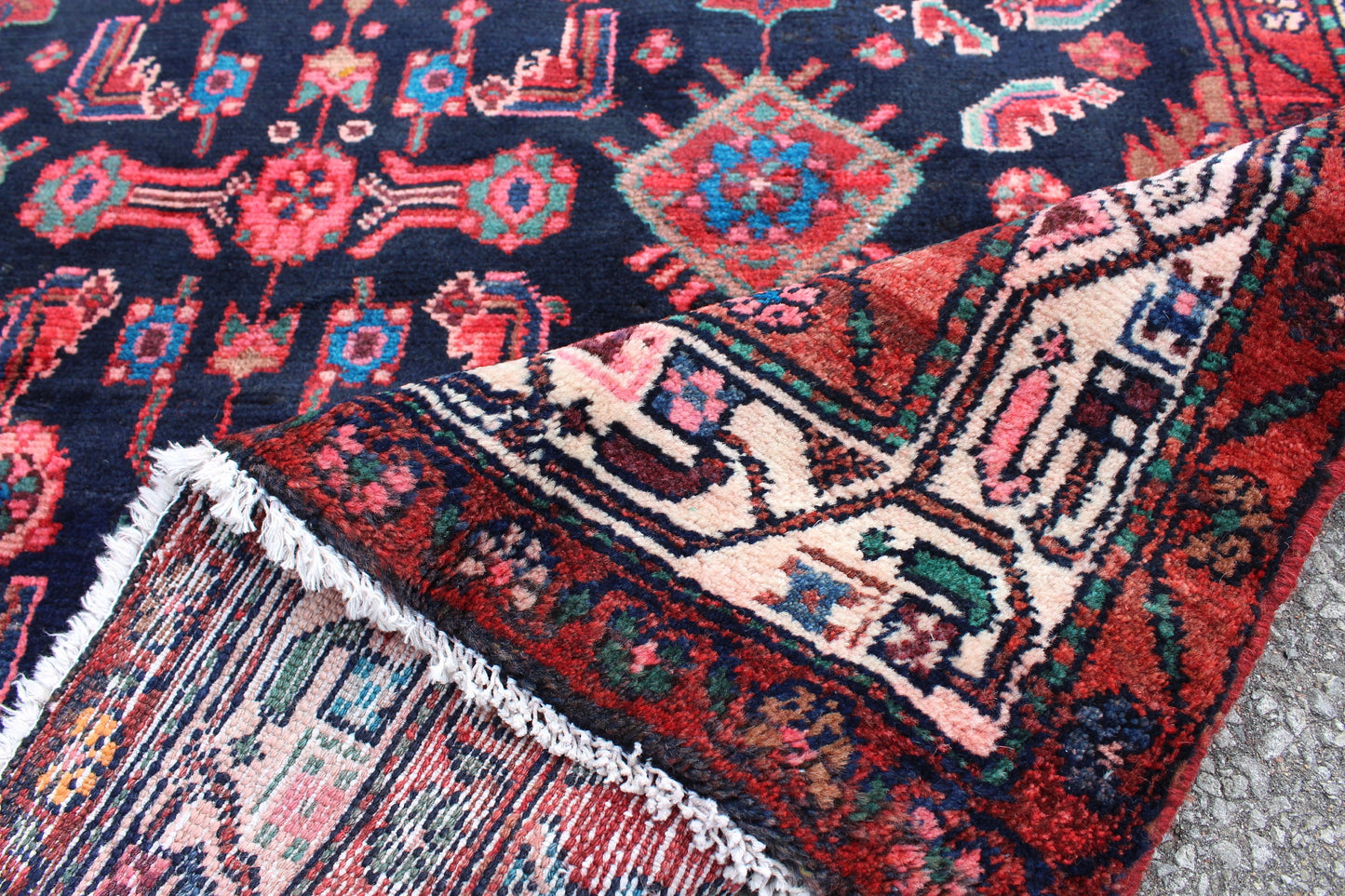 Blue Medallion 4x7 Handmade Rug with Red Borders