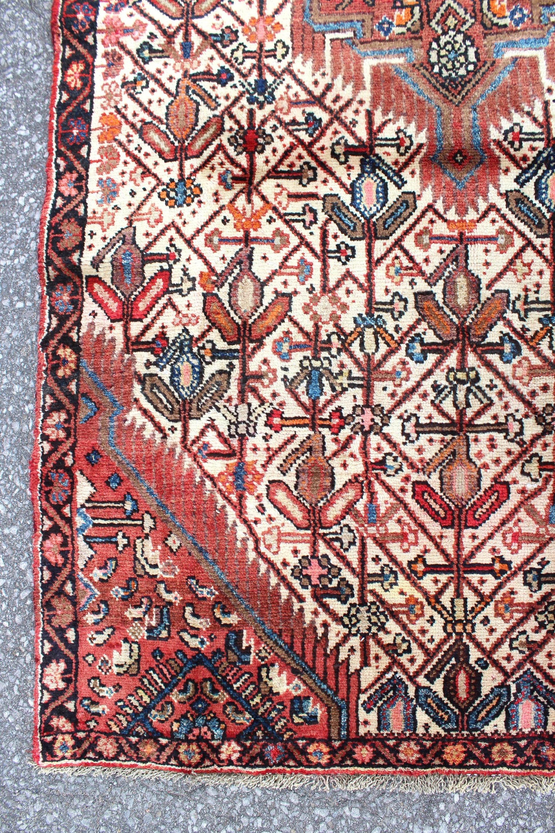 Ivory Runner Rug 3'6" x 6'11" with Coral Green Persian Tribal Design