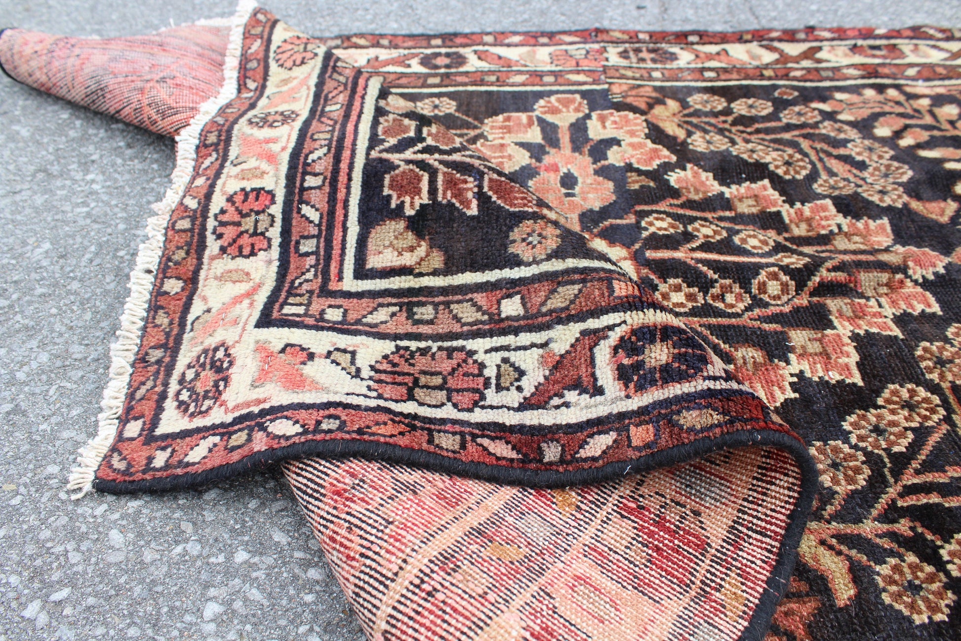 Black Oriental 3x8 Runner Rug | Coral Beige Florals