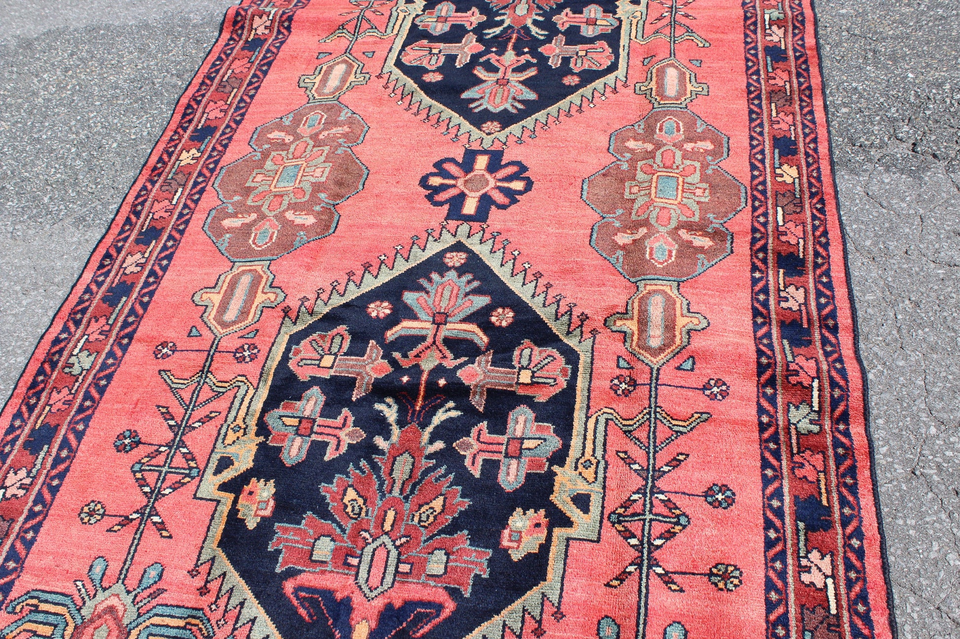 Pink Vintage 4x7 Rug with Navy Blue Medallion Light Green Accents