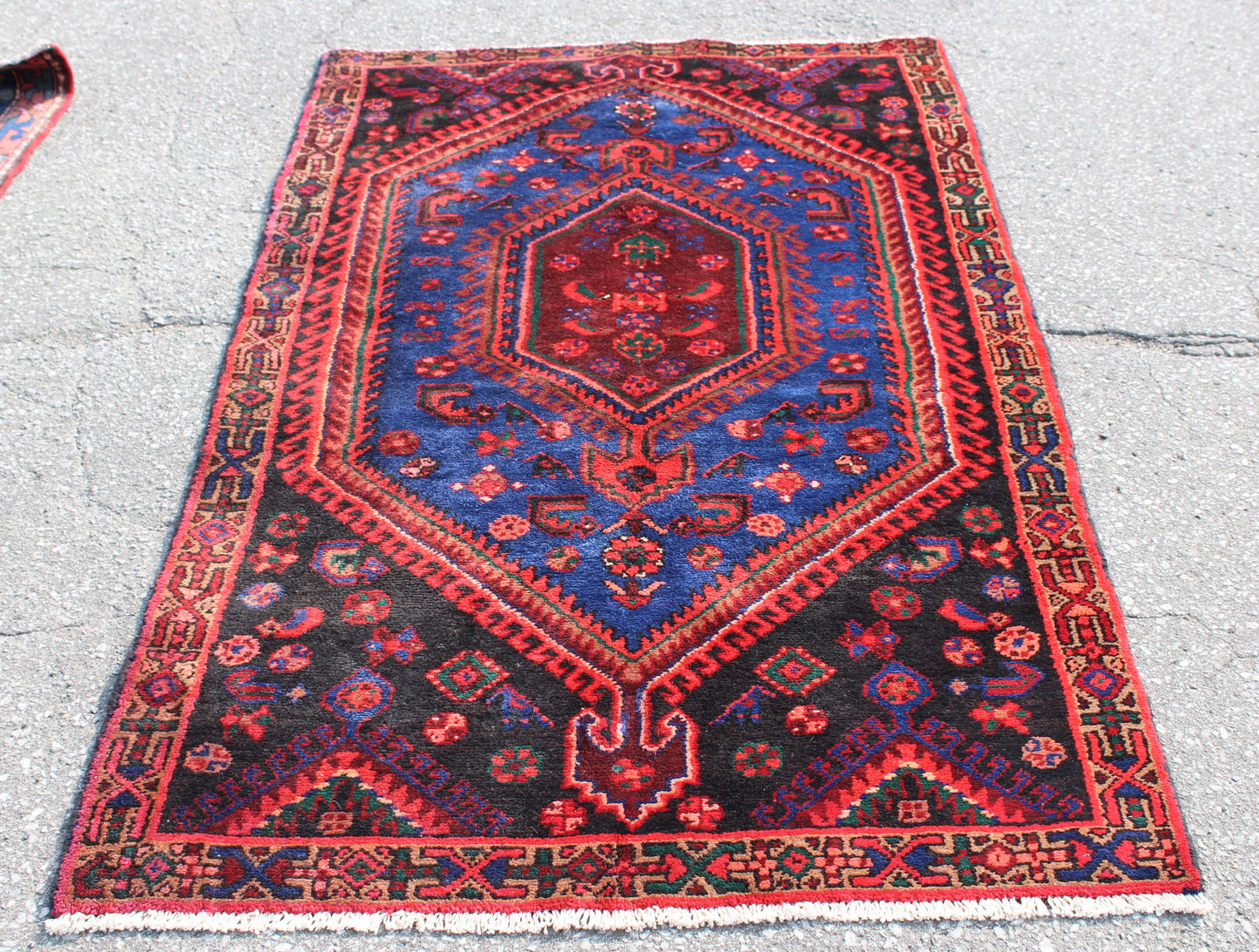 Navy Blue Red Blue 4x6 Handmade Rug with Bright Blue Medallion